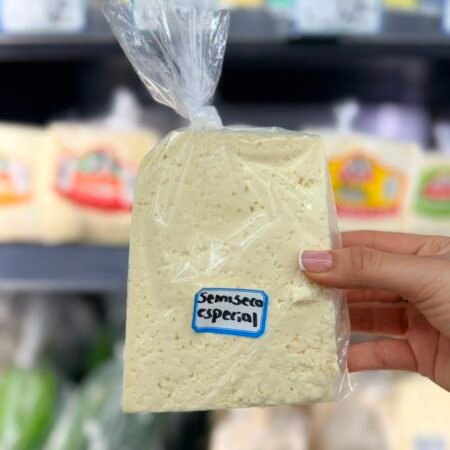 Queso semiseco especial lb